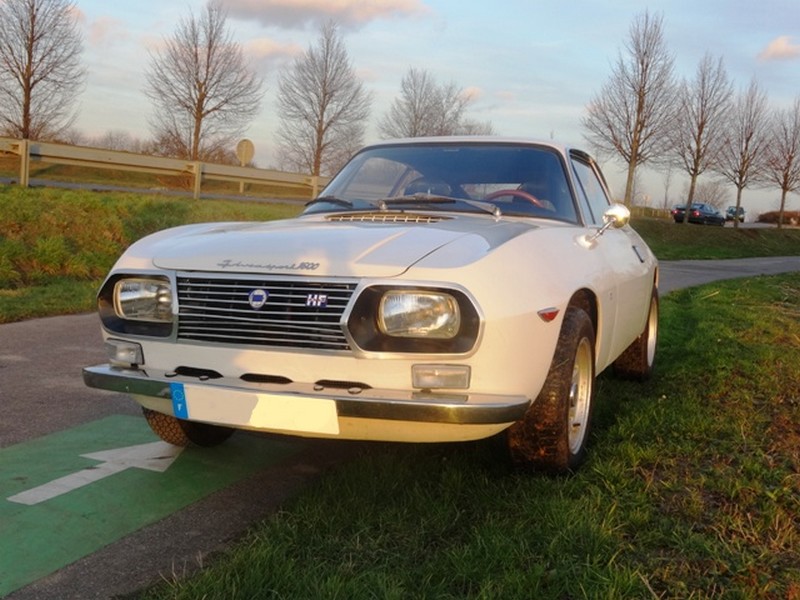 Garage Espace Century V Hicule Vendre Lancia Fulvia Zagato